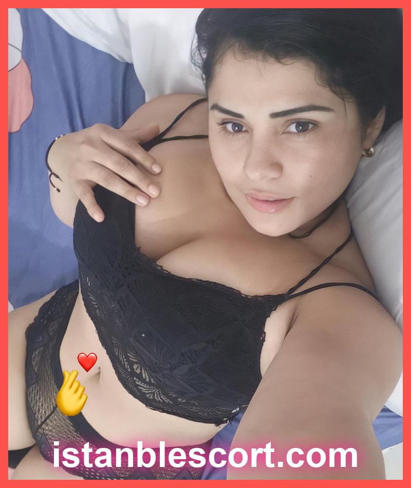 Tuğçe, 25 — Pendik Escort Center showcase card